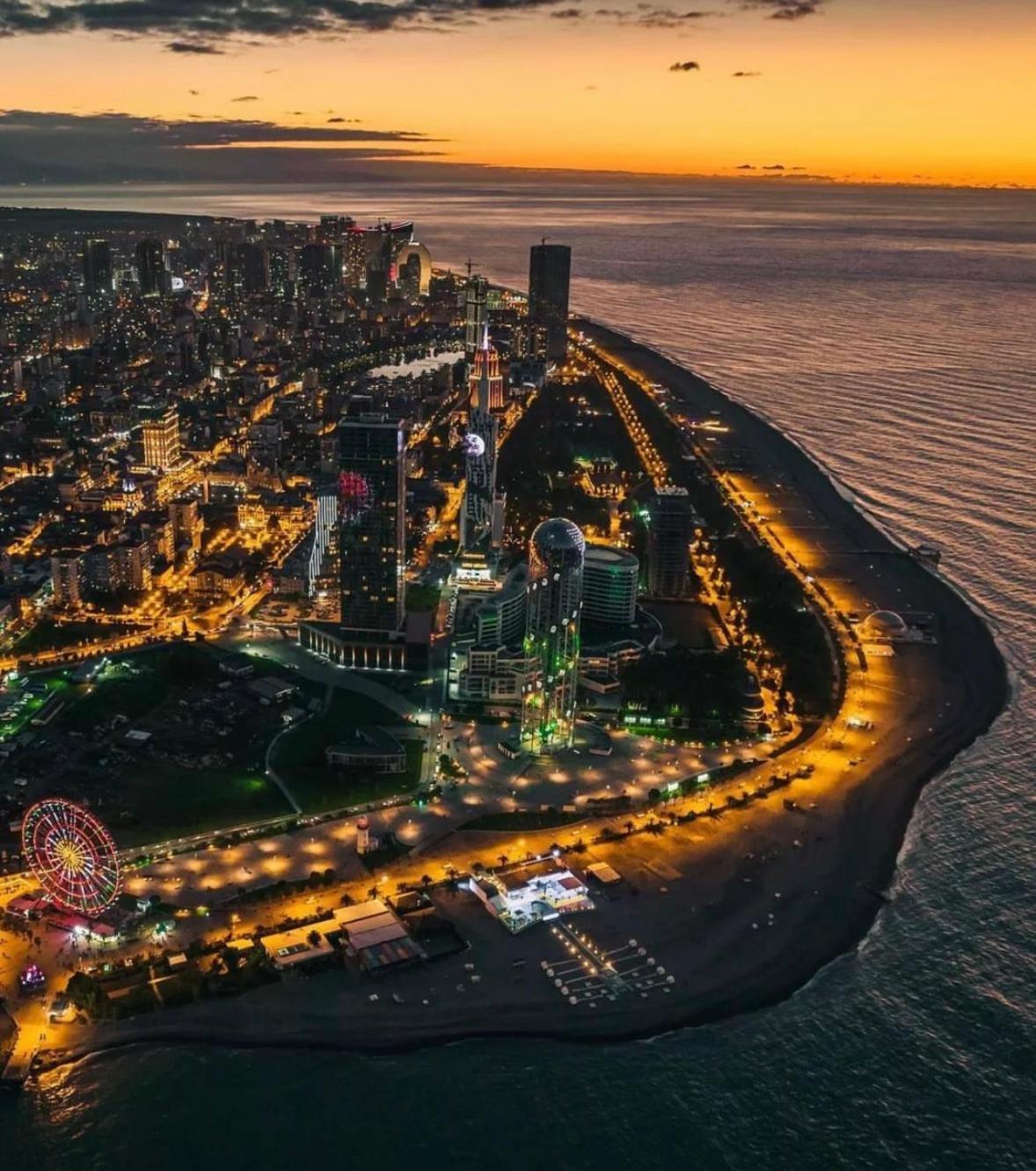 New Orbi Batumi Hotel Exterior foto