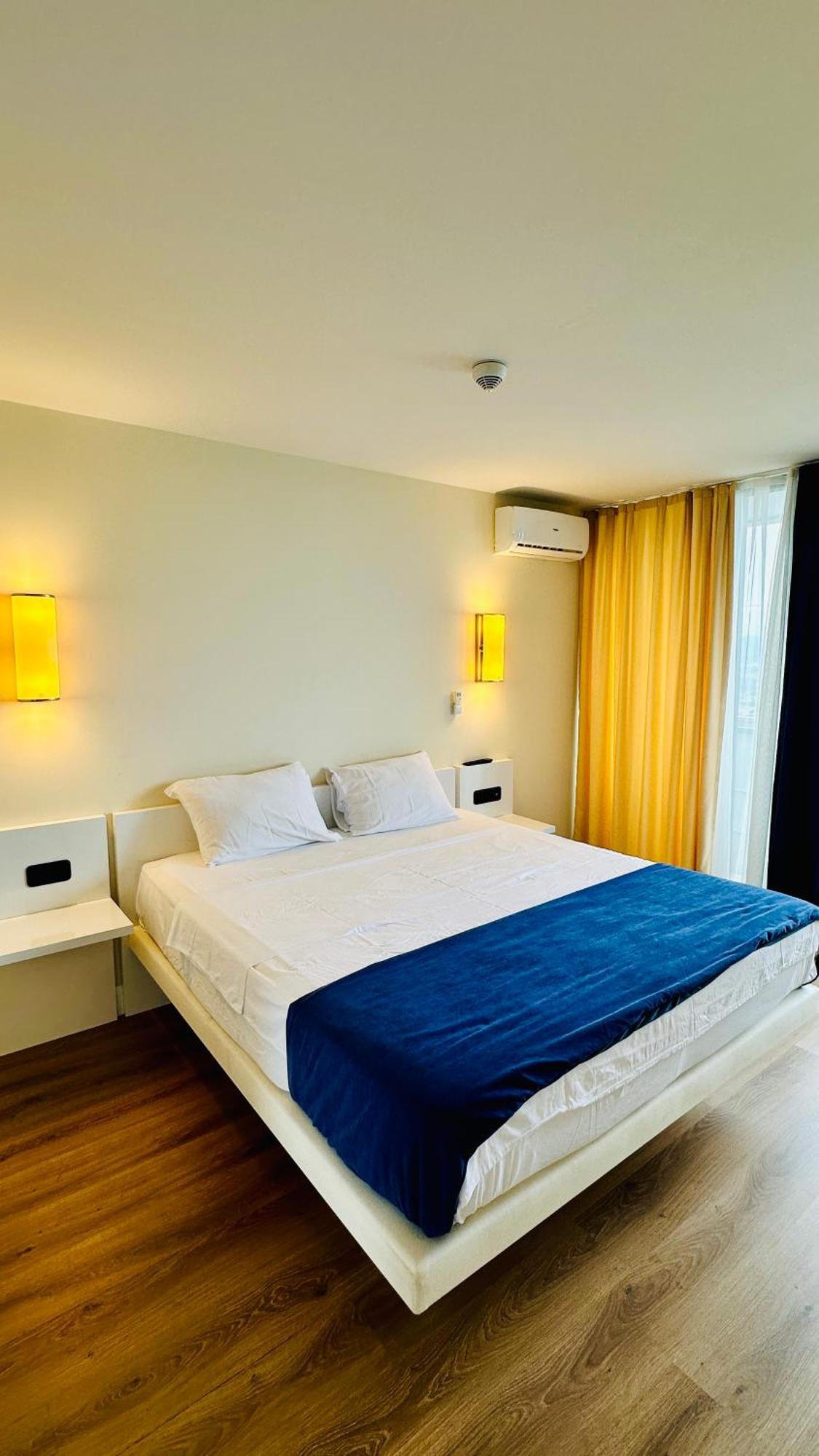 New Orbi Batumi Hotel Exterior foto
