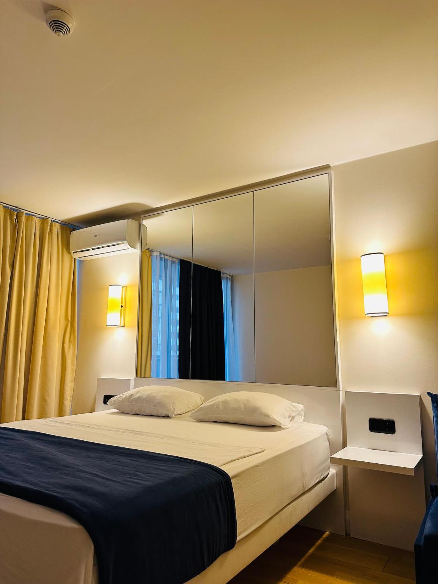New Orbi Batumi Hotel Exterior foto